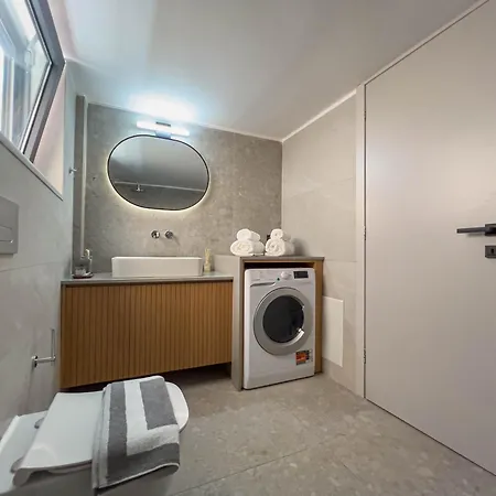 Апартаменти Aperon - Downtown Chania